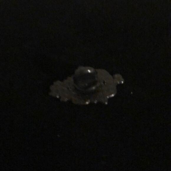 Falling Apart Skeleton Pin Brooch - Picture 2 of 2